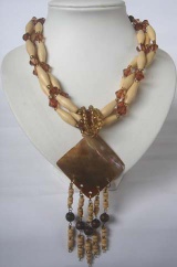 shell necklace