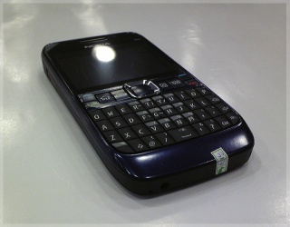 Offer nokia E63 original sim free brand new phones - nokia E63 original