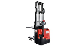 Master 1.5Ton Electric Stacker - master008