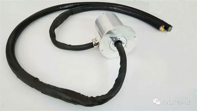 Low torque rotary union - slip ring 03