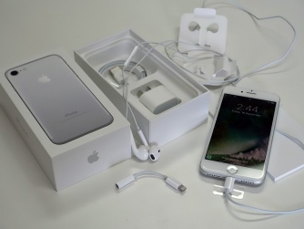 Apple iPhone 7 Plus 4G phone 256GB Rose Gold GSM Factory Unlocked - A1661