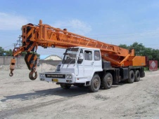 tadano TL300E