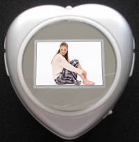 1.1 inch digital photo frame