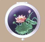 compact mirror